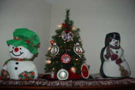 2013-12-14 09-34-49 Pre Christmas Decor.jpg